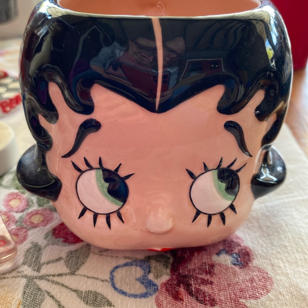 Betty Boop Figural Mug , vintage 1994 King Features Syndicate, New